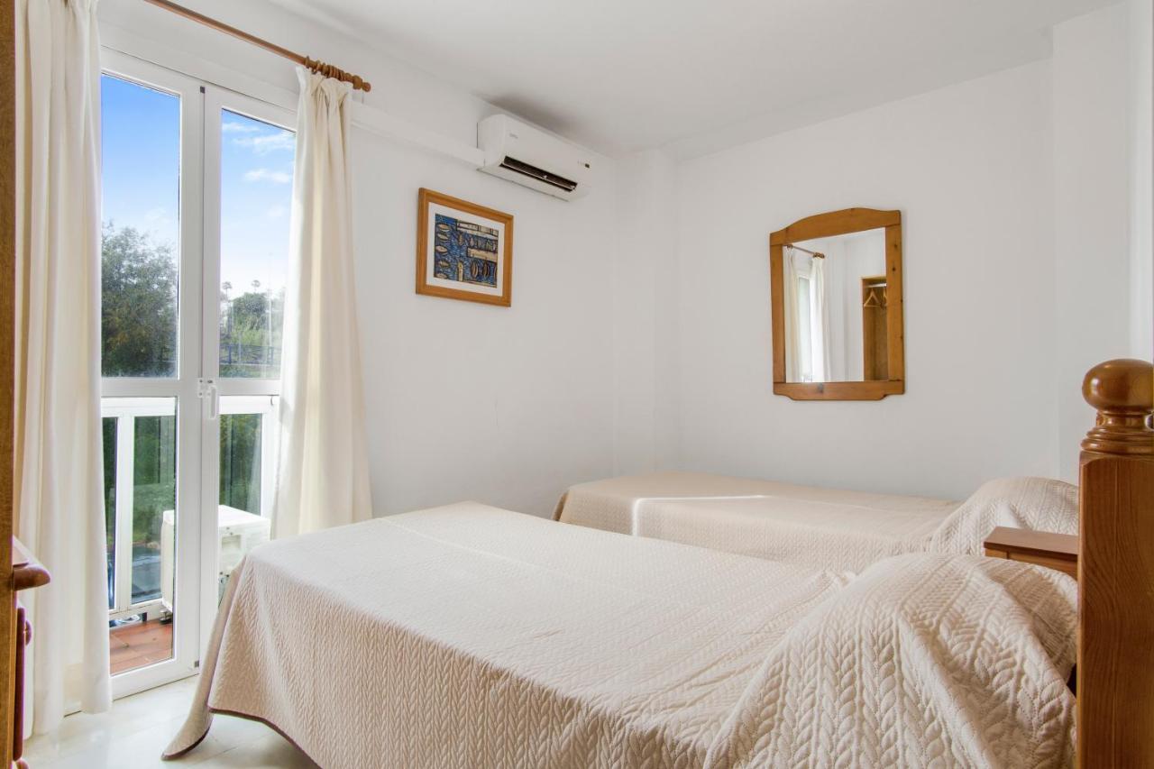Duquesa Harbour Club Aparthotel Манилва Экстерьер фото