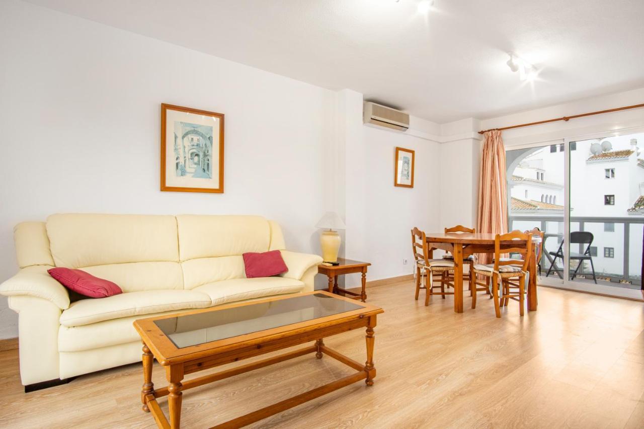 Duquesa Harbour Club Aparthotel Манилва Экстерьер фото