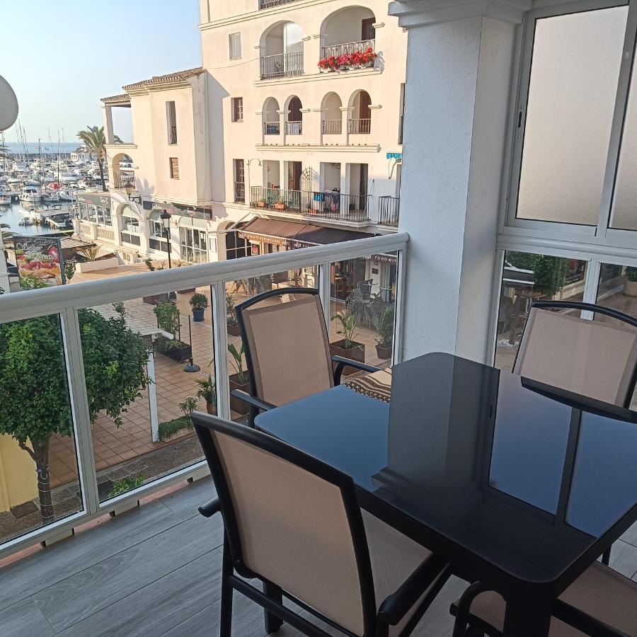 Duquesa Harbour Club Aparthotel Манилва Экстерьер фото