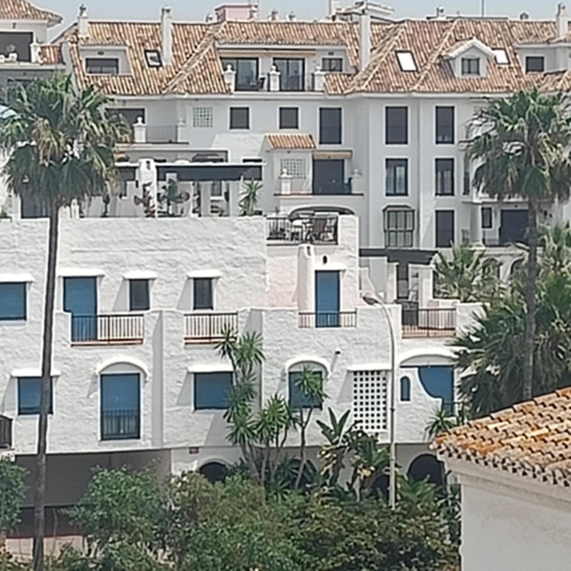 Duquesa Harbour Club Aparthotel Манилва Экстерьер фото